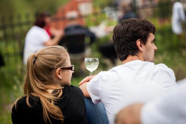 Festival jak víno se v sobotu koná v trojské botanické zahradě.jpg Festival jak víno se v sobotu koná v trojské botanické zahradě