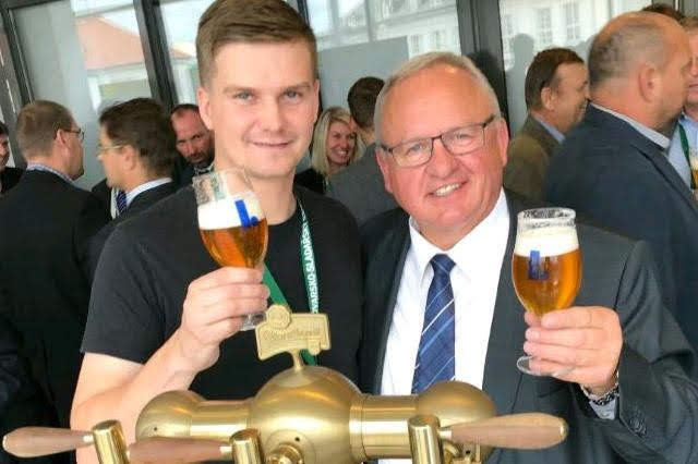 Celý projekt je ojedinělý i tím, že úzká spolupráce mezi velkým a malým pivovarem při výrobě piva je v tuzemsku něčím naprosto novým.jpg Celý projekt je ojedinělý i tím, že úzká spolupráce mezi velkým a malým pivovarem při výrobě piva je v tuzemsku něčím naprosto novým