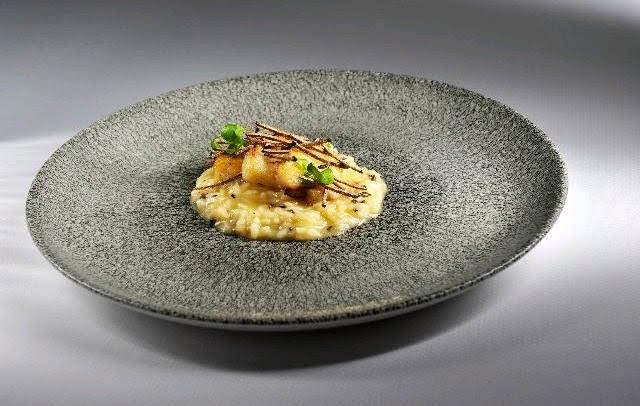 Mořský ďas, acquerello rizoto, černé lanýže.jpg Mořský ďas, acquerello rizoto, černé lanýže