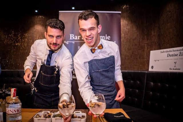 Brněnská Signature slavila na druhou.jpg Brněnská Signature slavila na druhou