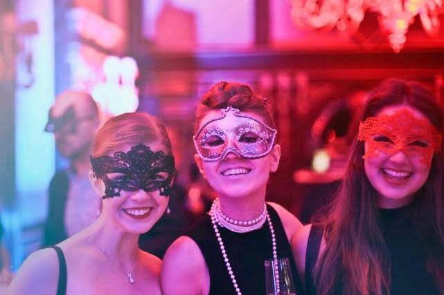 rps20181210_134436_834.jpg Je tu někdo, kdo má rád firemní večírky ??