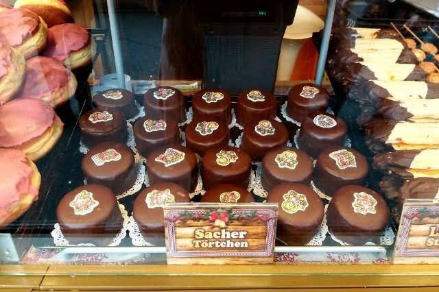 V adventním čase je sladká nabídka ve Vídni ještě mnohem větší.jpg V adventním čase je sladká nabídka ve Vídni ještě mnohem větší