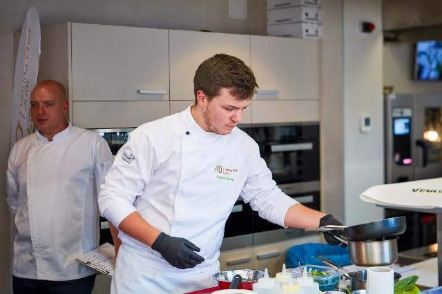 rps20190104_210935_737.jpg Vojta při práci