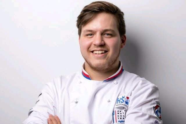 Vojta Petržela má důvod k úsměvu.jpg Vojta Petržela má důvod k úsměvu