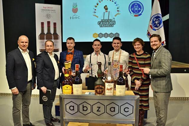 Nejlepší junioři a juniorky.jpg Nejlepší junioři a juniorky