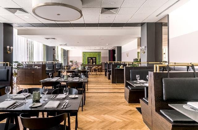 Legendární hotel Diplomat je po celkové rekonstrukci.jpg Legendární hotel Diplomat je po celkové rekonstrukci