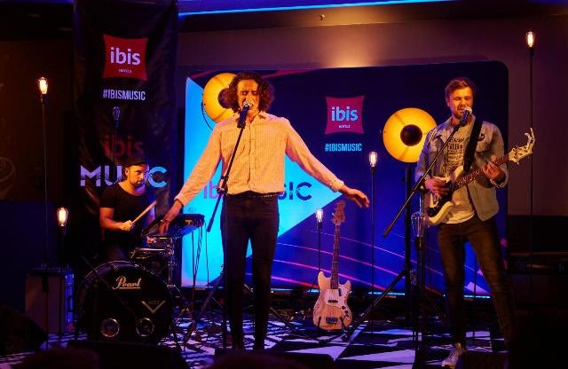 V ibis Praha Old Town se koncert uskutečnil 25. dubna.jpg V ibis Praha Old Town se koncert uskutečnil 25. dubna