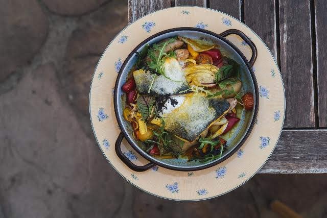 Hosty v Babiččině zahradě čeká nové, svěží menu.jpg Hosty v Babiččině zahradě čeká nové, svěží menu