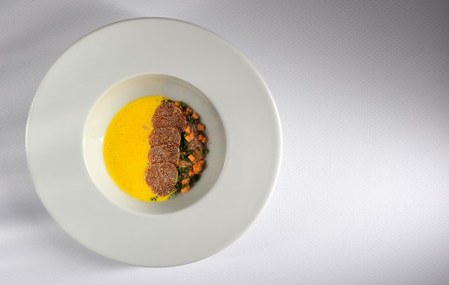 Míchaná vejce, bílé lanýže.jpg Míchaná vejce, bílé lanýže