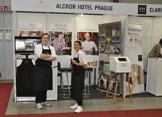 Stánky vystavovatelů na GastroJob s Career Day.jpg Stánky vystavovatelů na GastroJob s Career Day