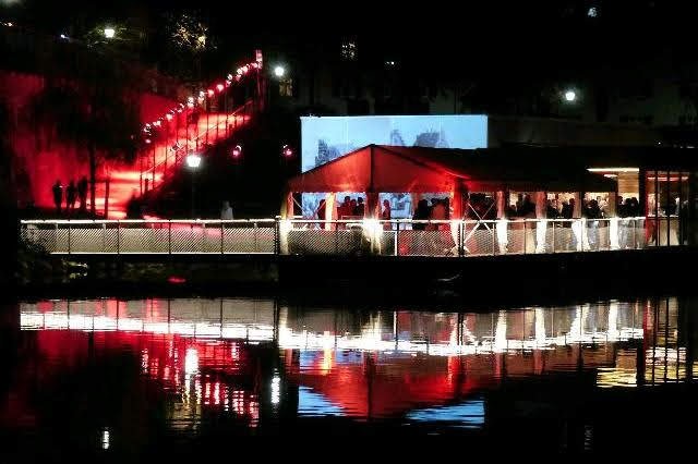 Spolehlivou variantou je sázka na nůžkový stan.jpg Spolehlivou variantou je sázka na nůžkový stan