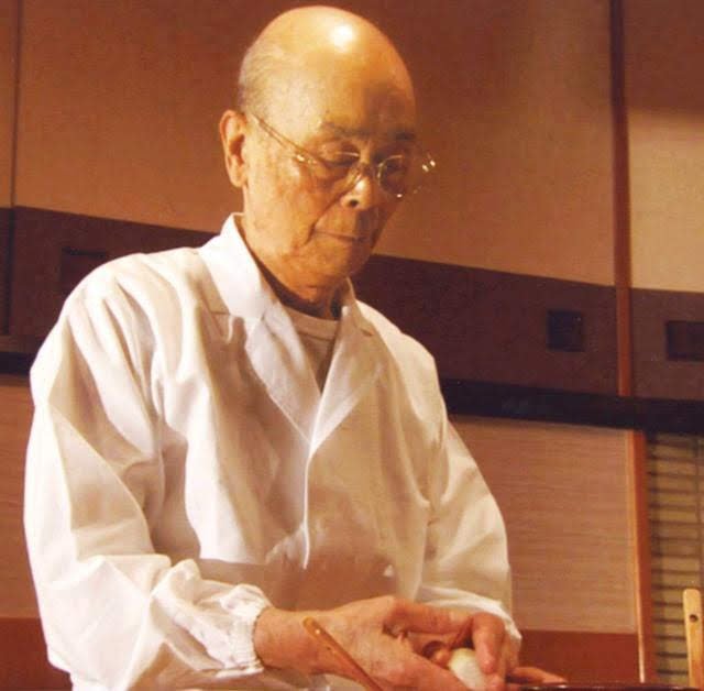 Majitel restaurace pan Džiró Ono .jpg Majitel restaurace pan Džiró Ono