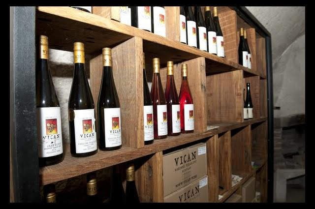 Vinařstvím roku 2019 je Vican rodinné vinařství.jpg Vinařstvím roku 2019 je Vican rodinné vinařství