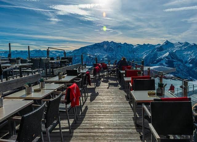 Rakousko je na cestovním ruchu závislé.jpg Rakousko je na cestovním ruchu závislé