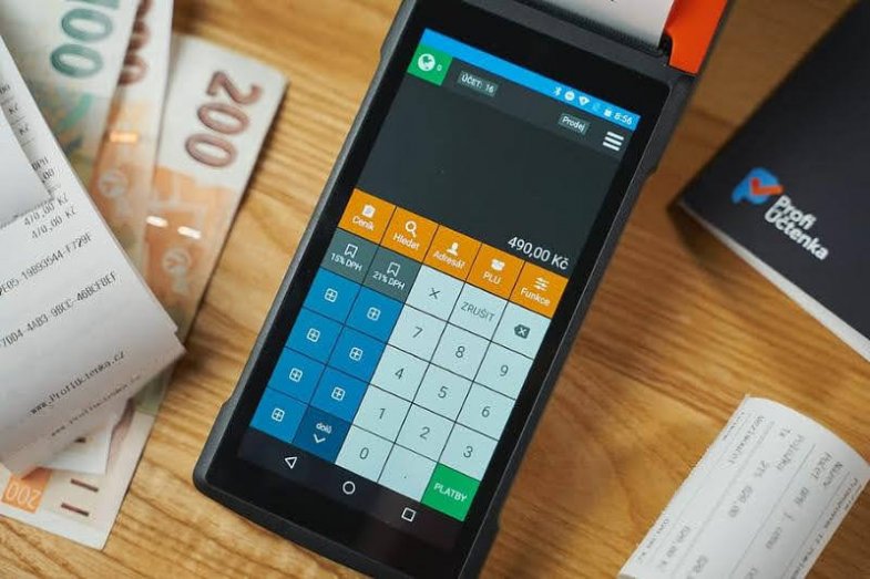 Placení, ilustrační fotografie.jpg Placení, ilustrační fotografie