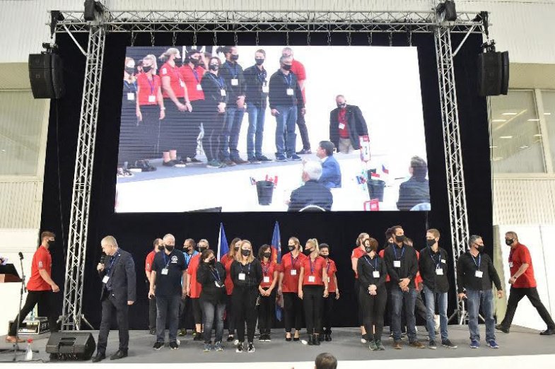 Jižní Morava úspěšně hostila prestižní vinařskou soutěž.jpg Jižní Morava úspěšně hostila prestižní vinařskou soutěž