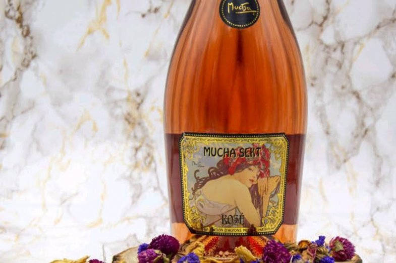 Mucha Sekt sklízel medaile na Cuvée Ostrava.jpg Mucha Sekt sklízel medaile na Cuvée Ostrava