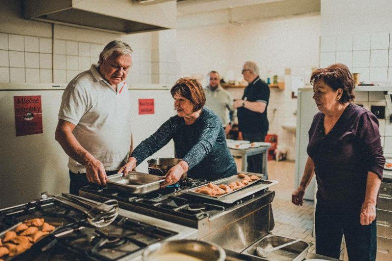Stará garda má energie na rozdávání.jpg Stará garda má energie na rozdávání