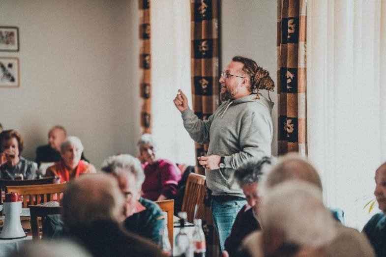 Stará garda má energie na rozdávání.jpg Stará garda má energie na rozdávání