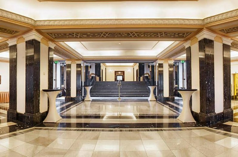 International, národní památka, hlásí změnu majitele.jpg International, národní památka, hlásí změnu majitele