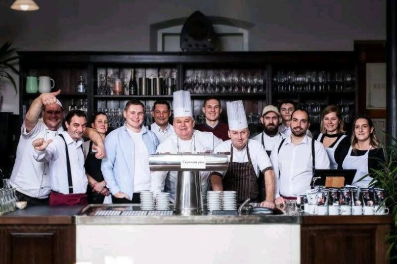 Nejvýše se z Jihočeského kraje v hodnocení umístil Zájezdní hostinec U Jiskrů .jpg Nejvýše se z Jihočeského kraje v hodnocení umístil Zájezdní hostinec U Jiskrů