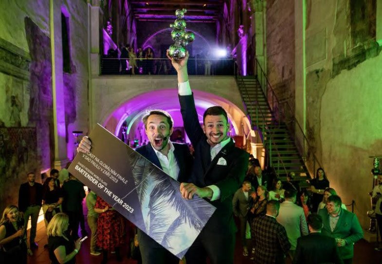 Nejlepším barmanem ČR pro rok 2023 je Jan Šebek.jpg Nejlepším barmanem ČR pro rok 2023 je Jan Šebek