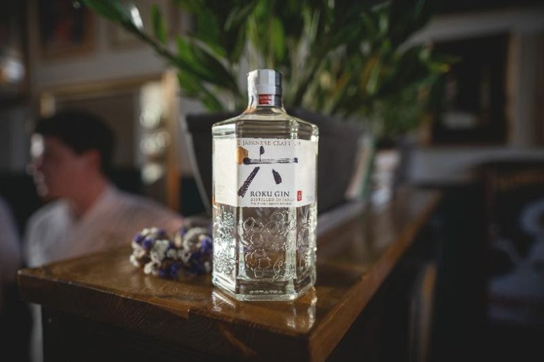 Zcela nevšední chuťový zážitek vám poskytne japonský ROKU Gin s pravým Kampotským pepřem.jpg Zcela nevšední chuťový zážitek vám poskytne japonský ROKU Gin s pravým Kampotským pepřem