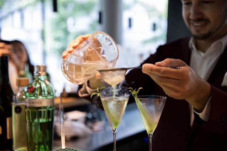 Honza Šebek dnes odletěl na finále Diageo Reserve World Class.jpg Honza Šebek dnes odletěl na finále Diageo Reserve World Class