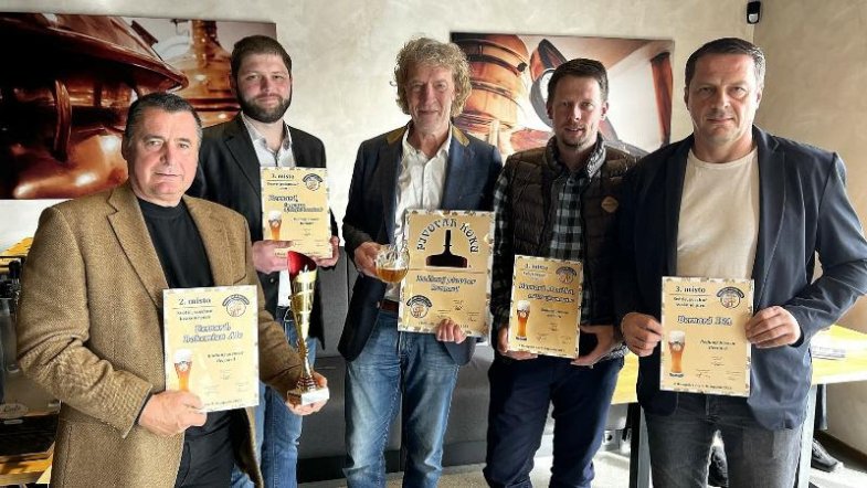 Pivovarem roku 2023 je Bernard.jpg Pivovarem roku 2023 je Bernard