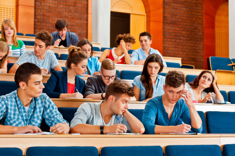 Zkouška, ilustrační fotografie Canva.png Zkouška, ilustrační fotografie Canva