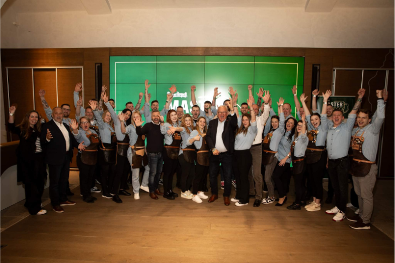 Vítězkou 18. ročníku soutěže Pilsner Urquell Master Bartender se stala Klára Brodecká z brněnské restaurace The Erin’s Flag Irish Pub.png Vítězkou 18. ročníku soutěže Pilsner Urquell Master Bartender se stala Klára Brodecká z brněnské restaurace The Erin’s Flag Irish Pub