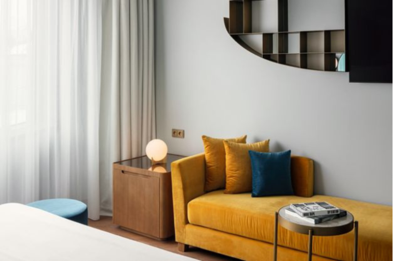 Na místě ikonického Grand Hotelu Evropa otevře W Prague.png Na místě ikonického Grand Hotelu Evropa otevře W Prague