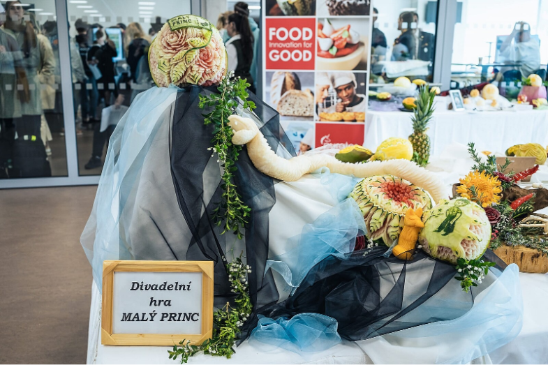 Carving-kompozice.png Carving-kompozice