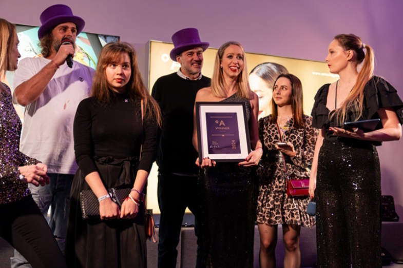 Speciální ocenění Hero Award získal projekt Fuck Cancer, foto Amazing Places.png Speciální ocenění Hero Award získal projekt Fuck Cancer, foto Amazing Places